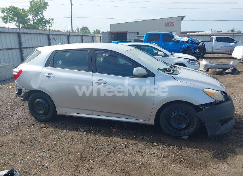 Photo 14 of 2010 Toyota Matrix (VIN 2T1KU4EE6AC330192)