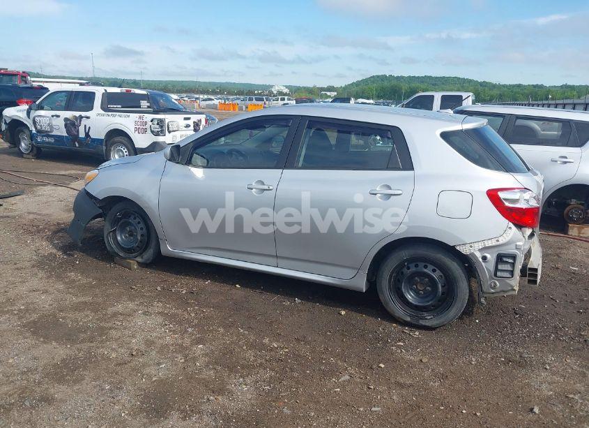 Photo 15 of 2010 Toyota Matrix (VIN 2T1KU4EE6AC330192)