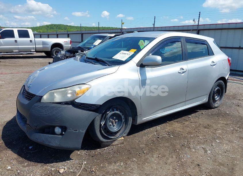 Photo 2 of 2010 Toyota Matrix (VIN 2T1KU4EE6AC330192)