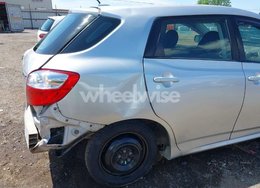 Photo 6 of 2010 Toyota Matrix (VIN 2T1KU4EE6AC330192)