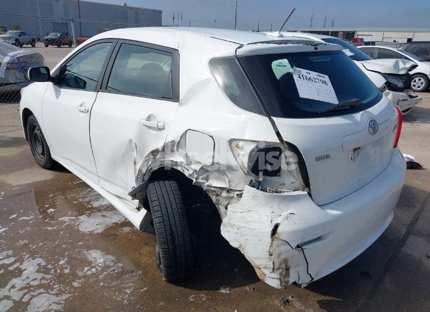 Photo 3 of 2010 Toyota Matrix (VIN 2T1KU4EE6AC400645)