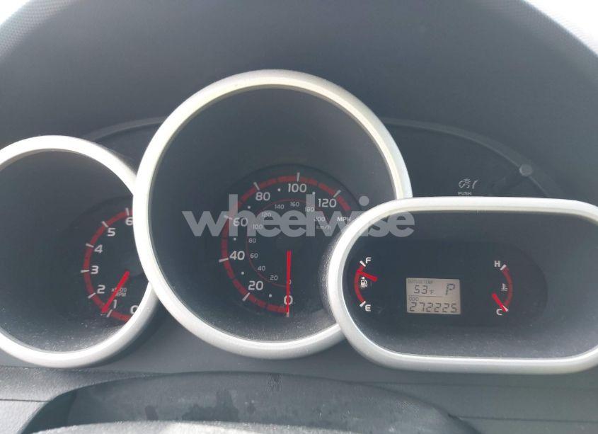 Photo 7 of 2010 Toyota Matrix (VIN 2T1KU4EE6AC400645)