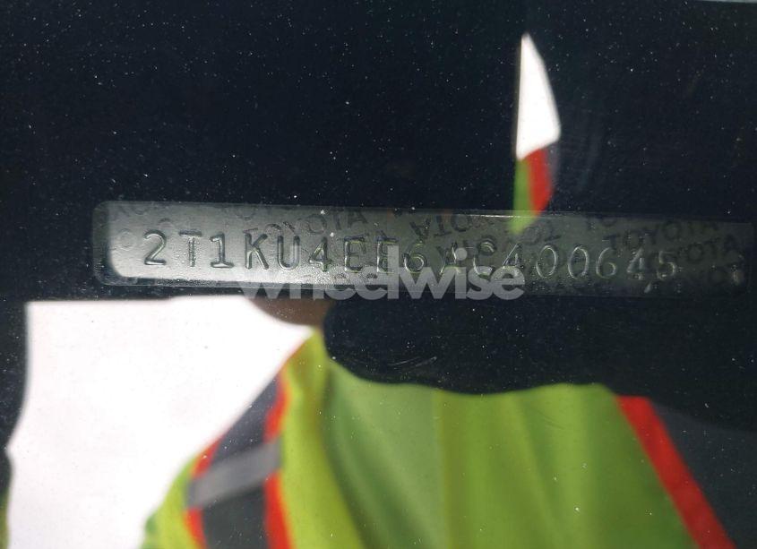 Photo 9 of 2010 Toyota Matrix (VIN 2T1KU4EE6AC400645)