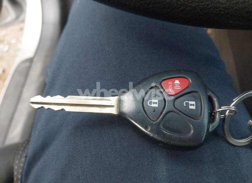 Photo 11 of 2010 Toyota Matrix (VIN 2T1KU4EE9AC247890)