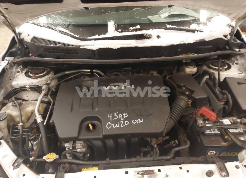 Photo 10 of 2010 Toyota Matrix (VIN 2T1KU4EE9AC335063)