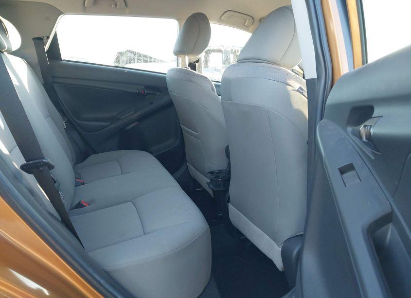 Photo 8 of 2010 Toyota Matrix (VIN 2T1KU4EE9AC470513)