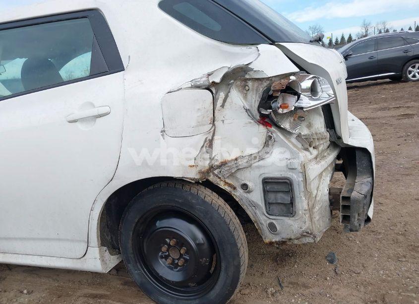 Photo 6 of 2010 Toyota Matrix (VIN 2T1KU4EEXAC251172)