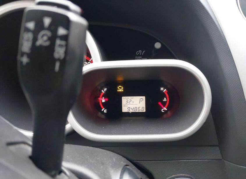 Photo 7 of 2010 Toyota Matrix (VIN 2T1KU4EEXAC474876)