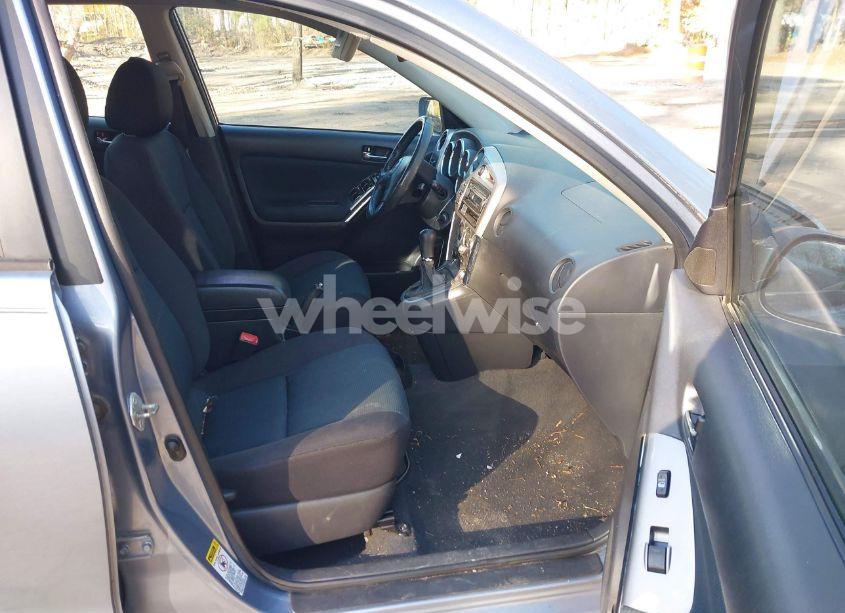 Photo 5 of 2005 Toyota Matrix XRS (VIN 2T1KY30E65C426920)