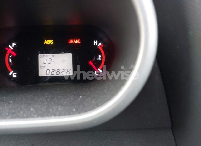 Photo 7 of 2009 Toyota Matrix S (VIN 2T1LE40E09C001279)