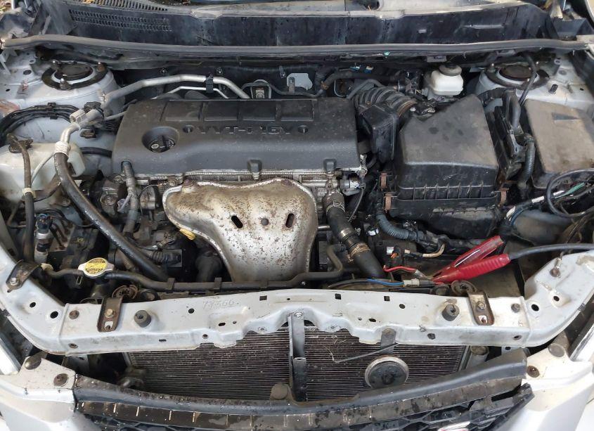 Photo 10 of 2009 Toyota Matrix S (VIN 2T1LE40E19C002070)