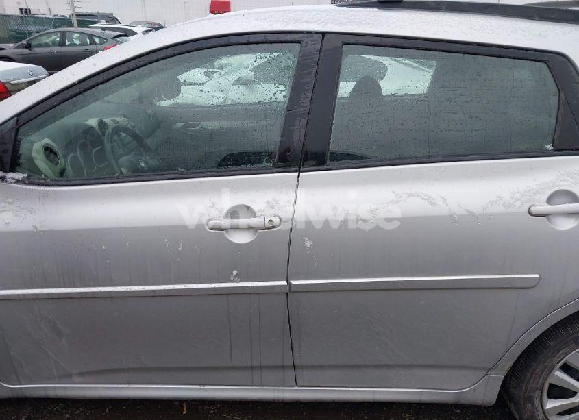 Photo 15 of 2009 Toyota Matrix S (VIN 2T1LE40E19C003767)