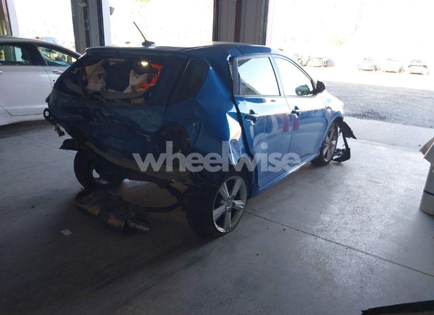 Photo 4 of 2009 Toyota Matrix S (VIN 2T1LE40E29C011375)