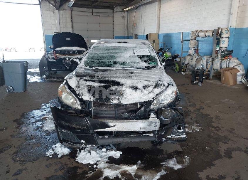 Photo 12 of 2009 Toyota Matrix S (VIN 2T1LE40E39C004676)