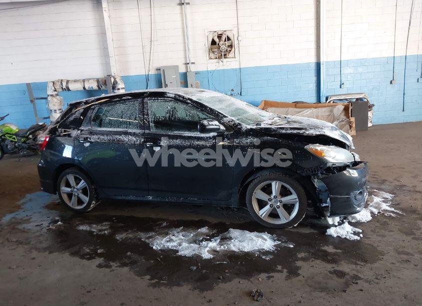 Photo 13 of 2009 Toyota Matrix S (VIN 2T1LE40E39C004676)