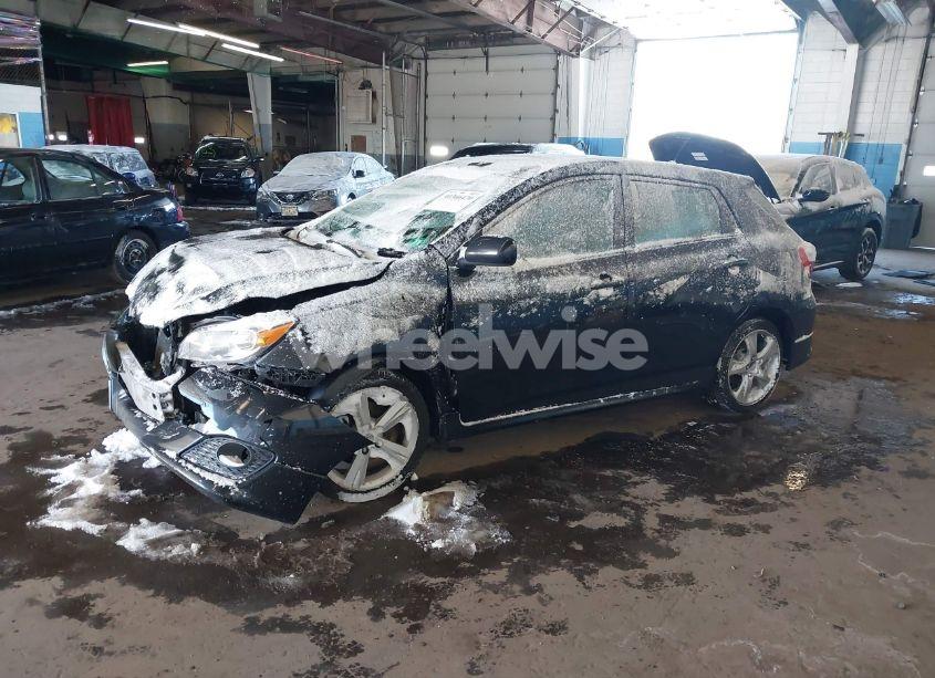 Photo 2 of 2009 Toyota Matrix S (VIN 2T1LE40E39C004676)