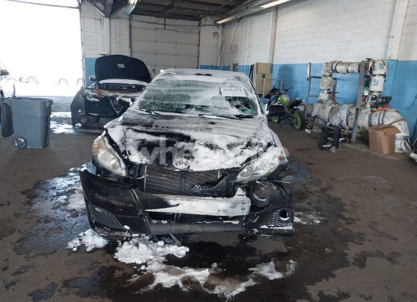 Photo 6 of 2009 Toyota Matrix S (VIN 2T1LE40E39C004676)