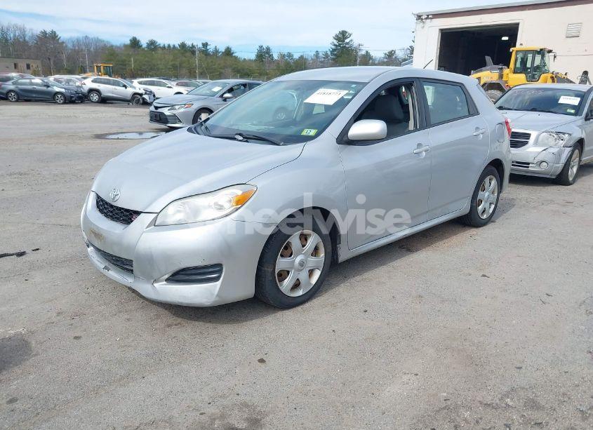 Photo 2 of 2009 Toyota Matrix S (VIN 2T1LE40E49C001852)