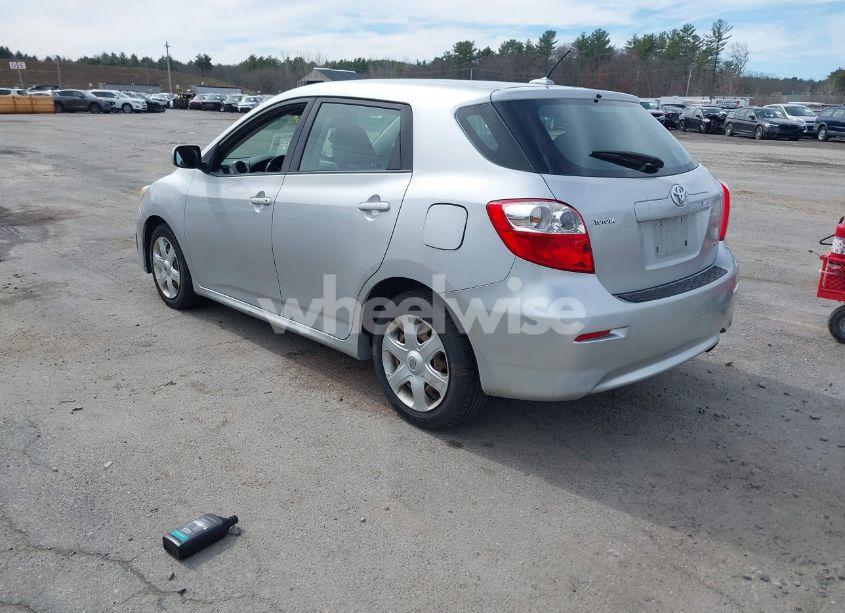 Photo 3 of 2009 Toyota Matrix S (VIN 2T1LE40E49C001852)