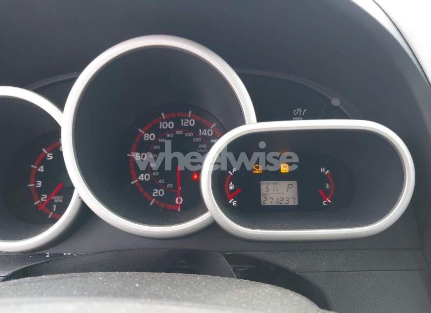 Photo 7 of 2009 Toyota Matrix S (VIN 2T1LE40E49C001852)