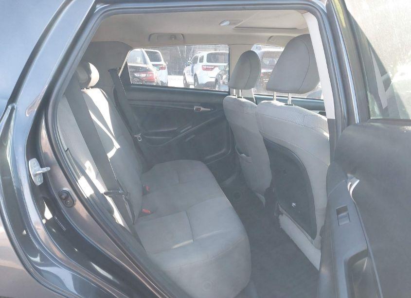 Photo 8 of 2009 Toyota Matrix S (VIN 2T1LE40E59C006929)