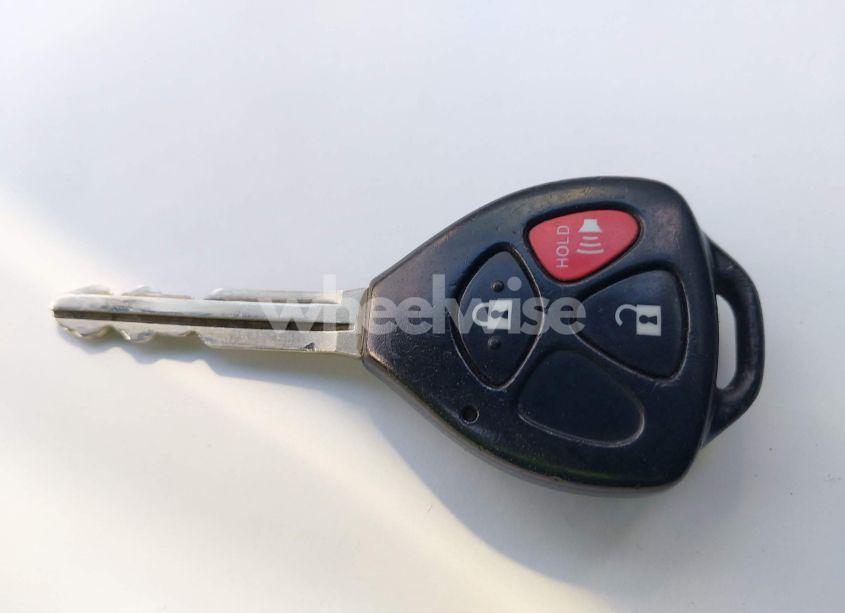 Photo 11 of 2009 Toyota Matrix S (VIN 2T1LE40E79C010271)