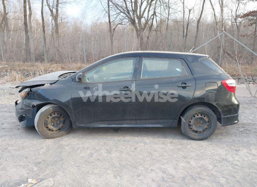 Photo 14 of 2009 Toyota Matrix S (VIN 2T1LE40E79C010271)