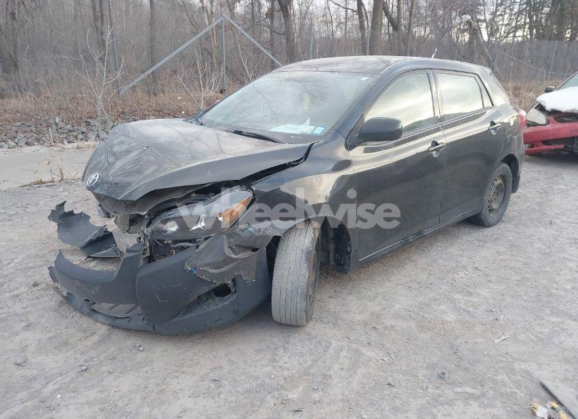 Photo 2 of 2009 Toyota Matrix S (VIN 2T1LE40E79C010271)