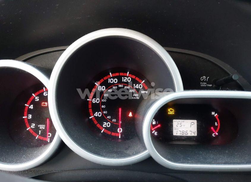 Photo 7 of 2009 Toyota Matrix S (VIN 2T1LE40E79C010271)