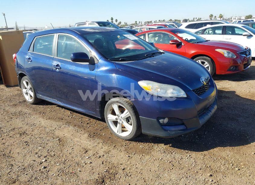2009 Toyota Matrix S (VIN 2T1LE40E99C007162) main photo
