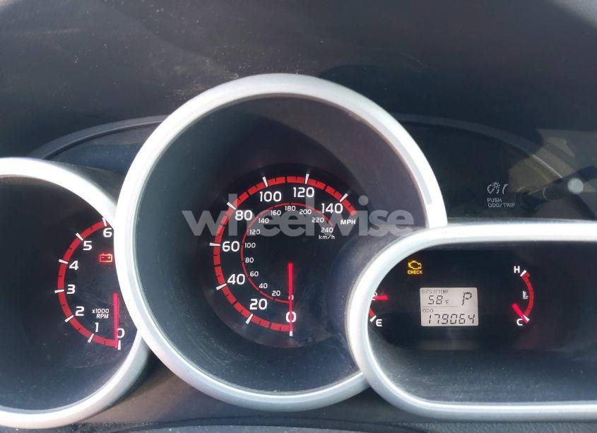 Photo 7 of 2009 Toyota Matrix S (VIN 2T1LE40E99C007162)
