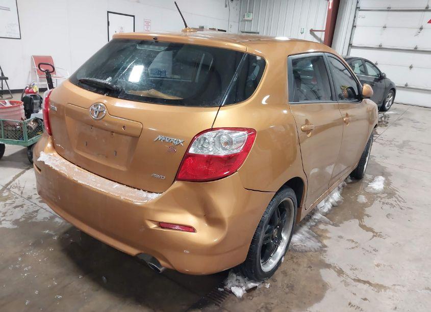 Photo 4 of 2009 Toyota Matrix S (VIN 2T1LE40E99C007372)