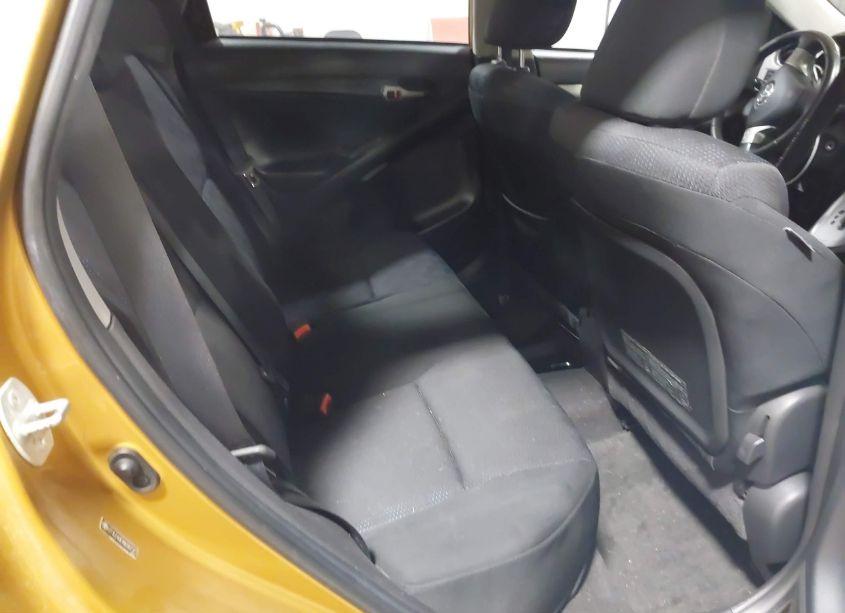 Photo 8 of 2009 Toyota Matrix S (VIN 2T1LE40E99C007372)