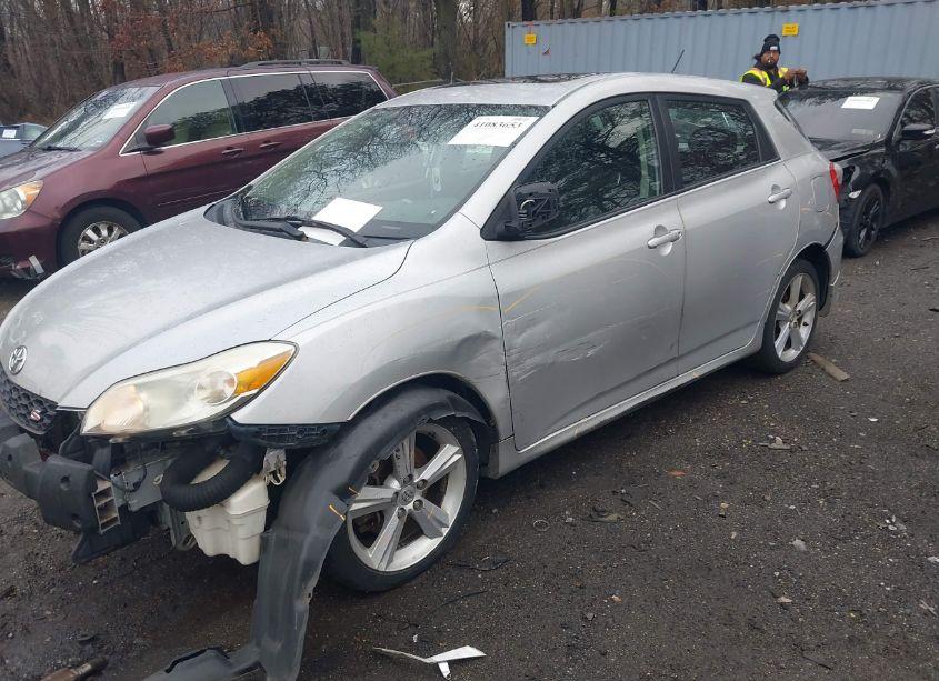 Photo 2 of 2009 Toyota Matrix S (VIN 2T1LE40EX9C011253)