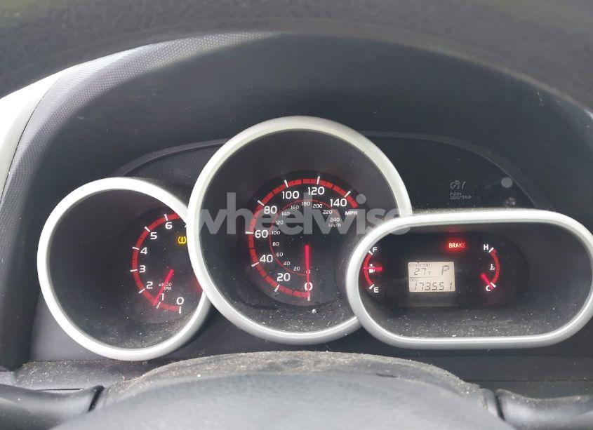 Photo 7 of 2010 Toyota Matrix S (VIN 2T1LE4EE3AC017179)