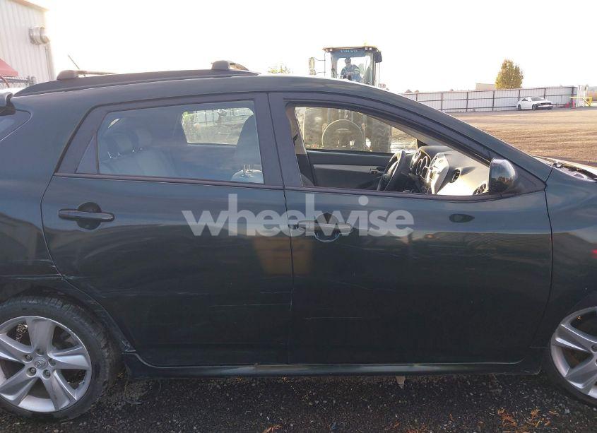 Photo 13 of 2012 Toyota Matrix S (VIN 2T1LE4EE6CC022184)