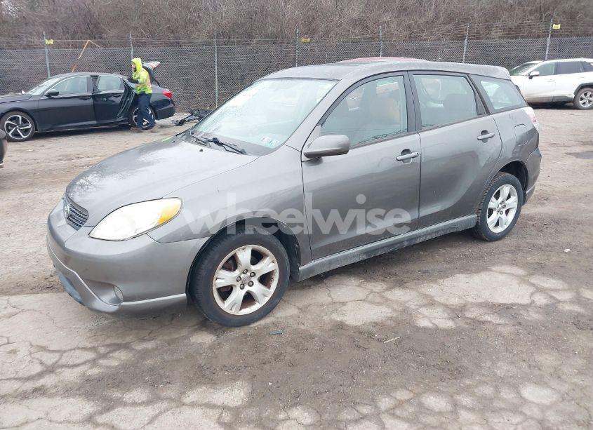 Photo 2 of 2005 Toyota Matrix XR (VIN 2T1LR30E95C448895)