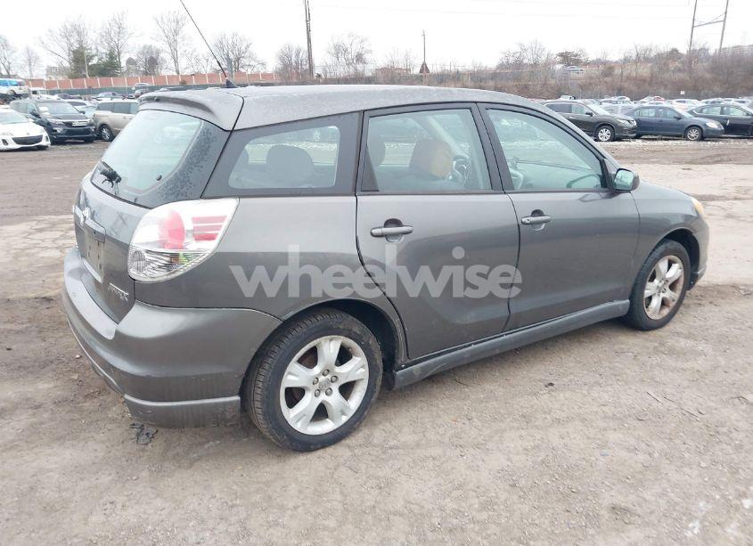 Photo 4 of 2005 Toyota Matrix XR (VIN 2T1LR30E95C448895)