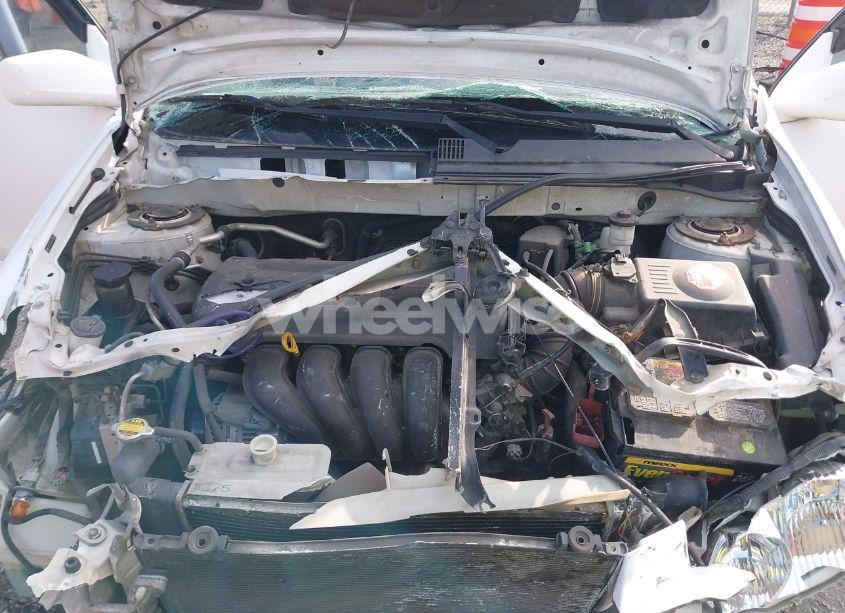 Photo 10 of 2005 Toyota Matrix XR (VIN 2T1LR30EX5C370045)