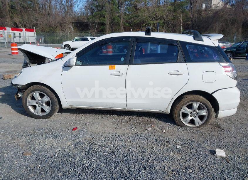 Photo 14 of 2005 Toyota Matrix XR (VIN 2T1LR30EX5C370045)