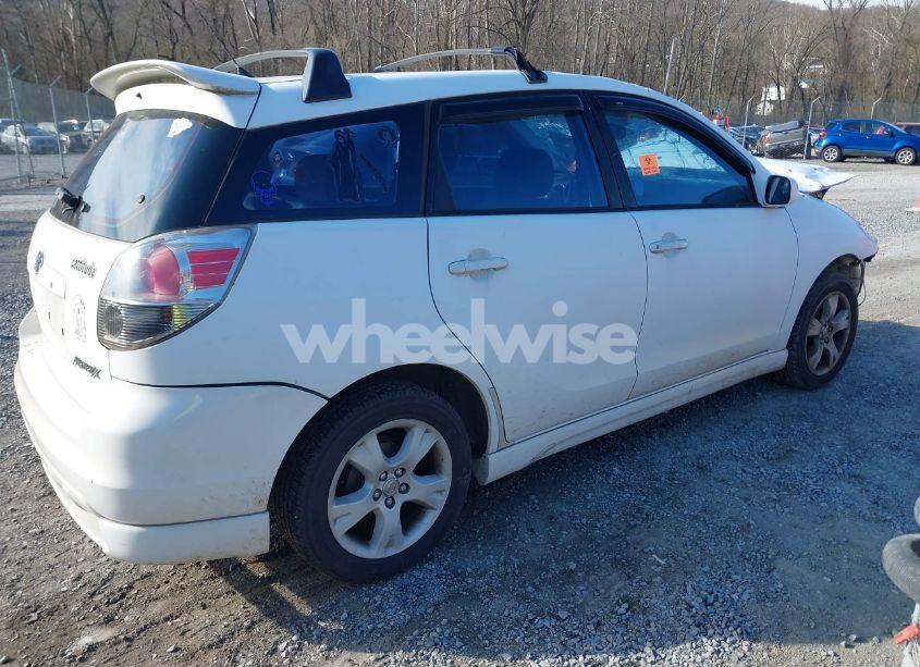 Photo 4 of 2005 Toyota Matrix XR (VIN 2T1LR30EX5C370045)