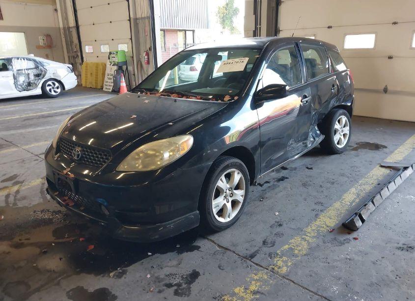 Photo 2 of 2003 Toyota Matrix XR (VIN 2T1LR32E03C063509)