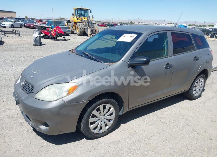 Photo 2 of 2005 Toyota Matrix N/A (VIN 2T1LR32E05C405219)