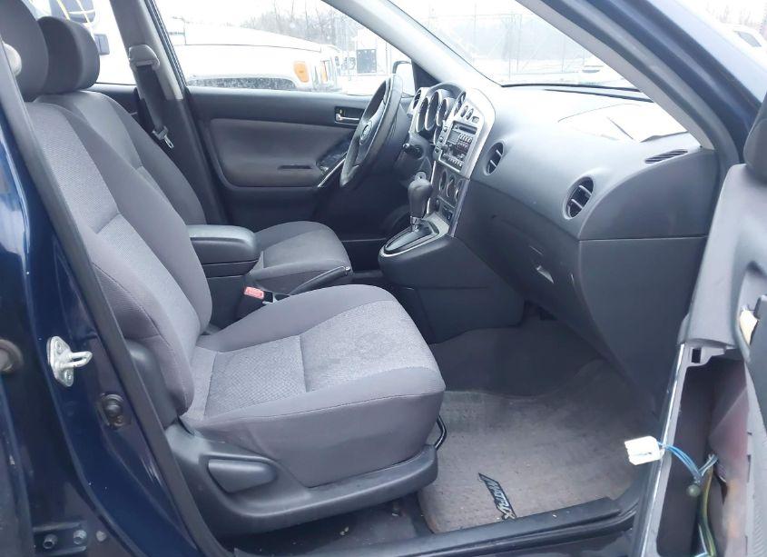 Photo 5 of 2004 Toyota Matrix XR (VIN 2T1LR32E24C170479)
