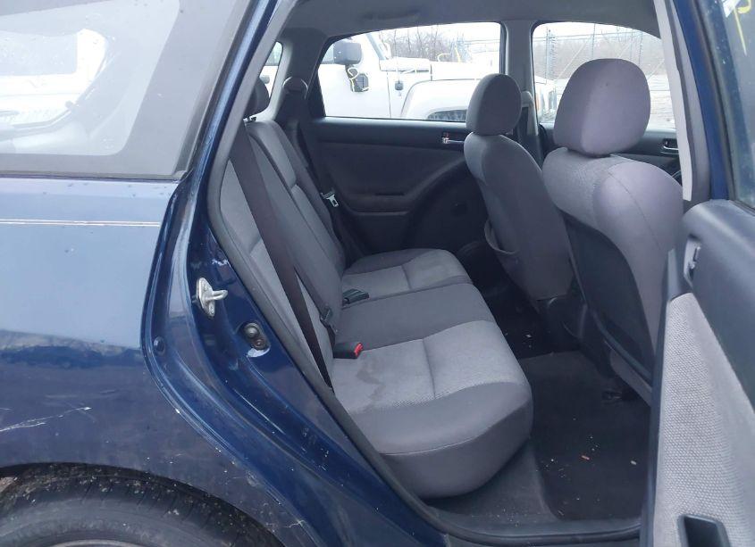 Photo 8 of 2004 Toyota Matrix XR (VIN 2T1LR32E24C170479)