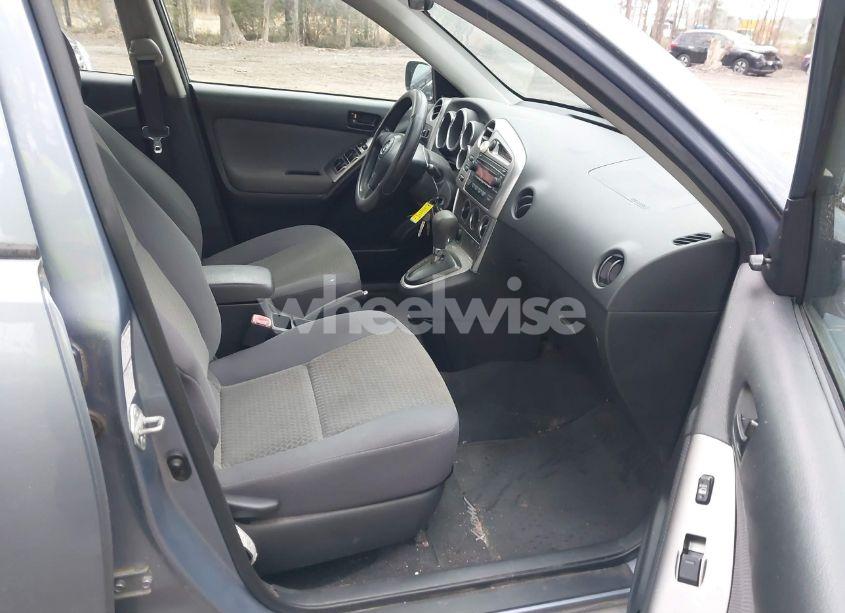 Photo 5 of 2006 Toyota Matrix (VIN 2T1LR32E26C557682)