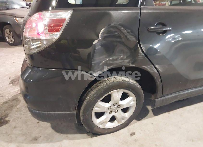 Photo 12 of 2006 Toyota Matrix XR (VIN 2T1LR32E46C558834)