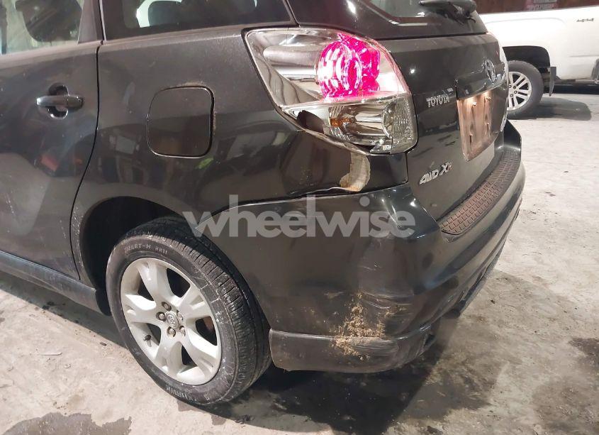 Photo 6 of 2006 Toyota Matrix XR (VIN 2T1LR32E46C558834)