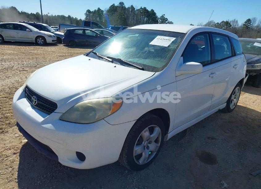Photo 2 of 2005 Toyota Matrix XR (VIN 2T1LR32E55C350864)