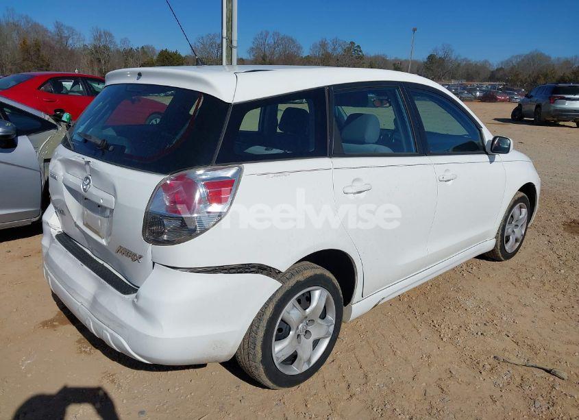 Photo 4 of 2005 Toyota Matrix XR (VIN 2T1LR32E55C350864)